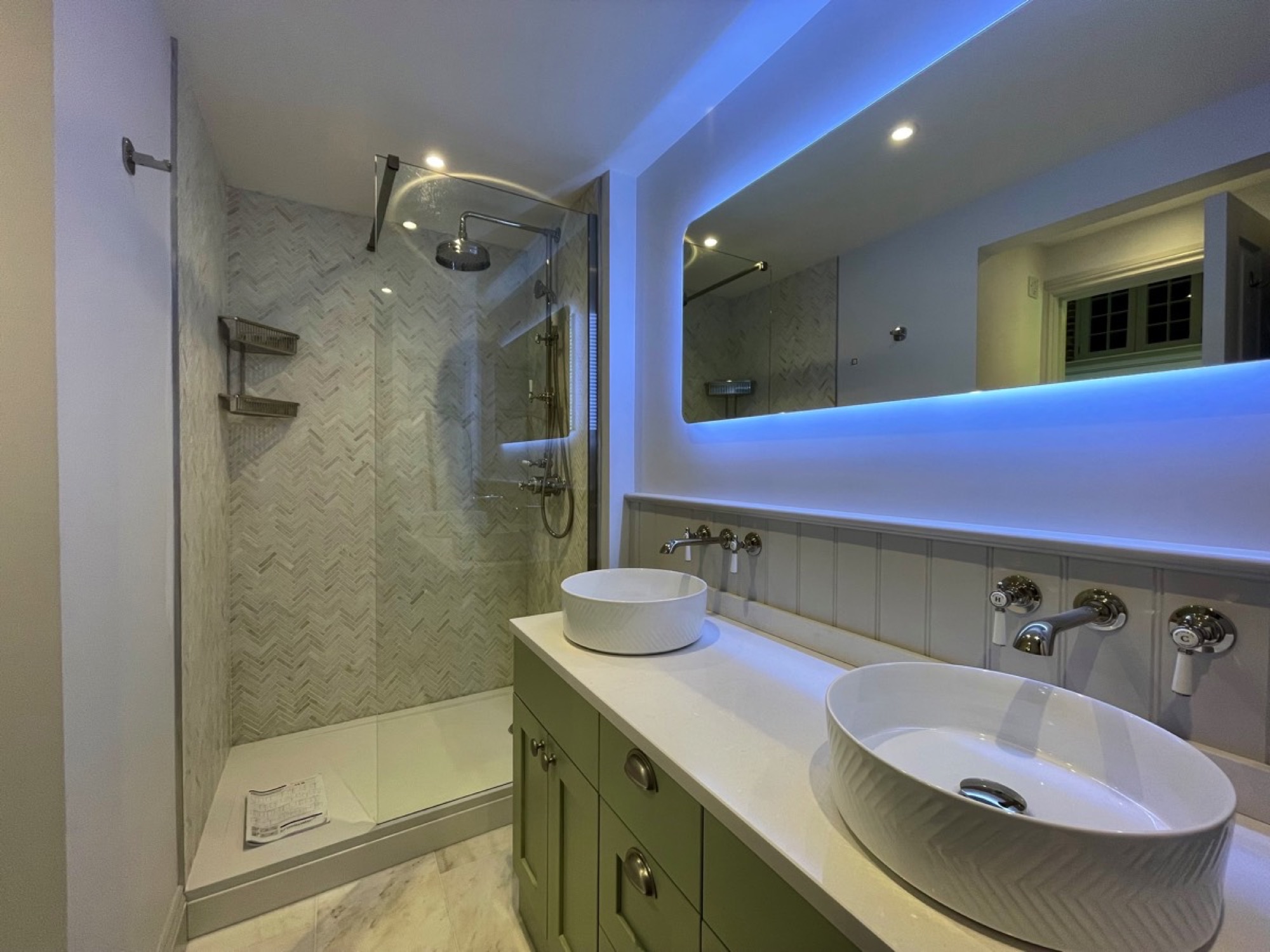 Luxury Retreat — interior detail